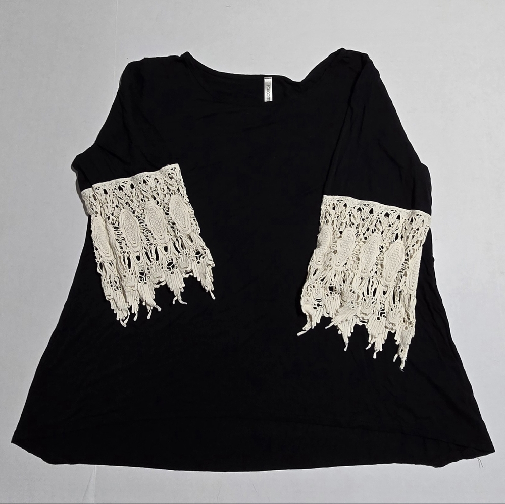 1X Forgotten Grace Black Lace Sleeve Tunic  Women's Top